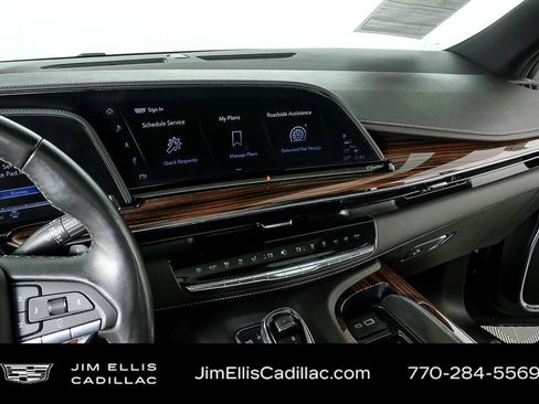 Used 2024 Cadillac Escalade ESV Premium Luxury image 14