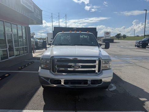 Used 2006 Ford F350 XL image 11