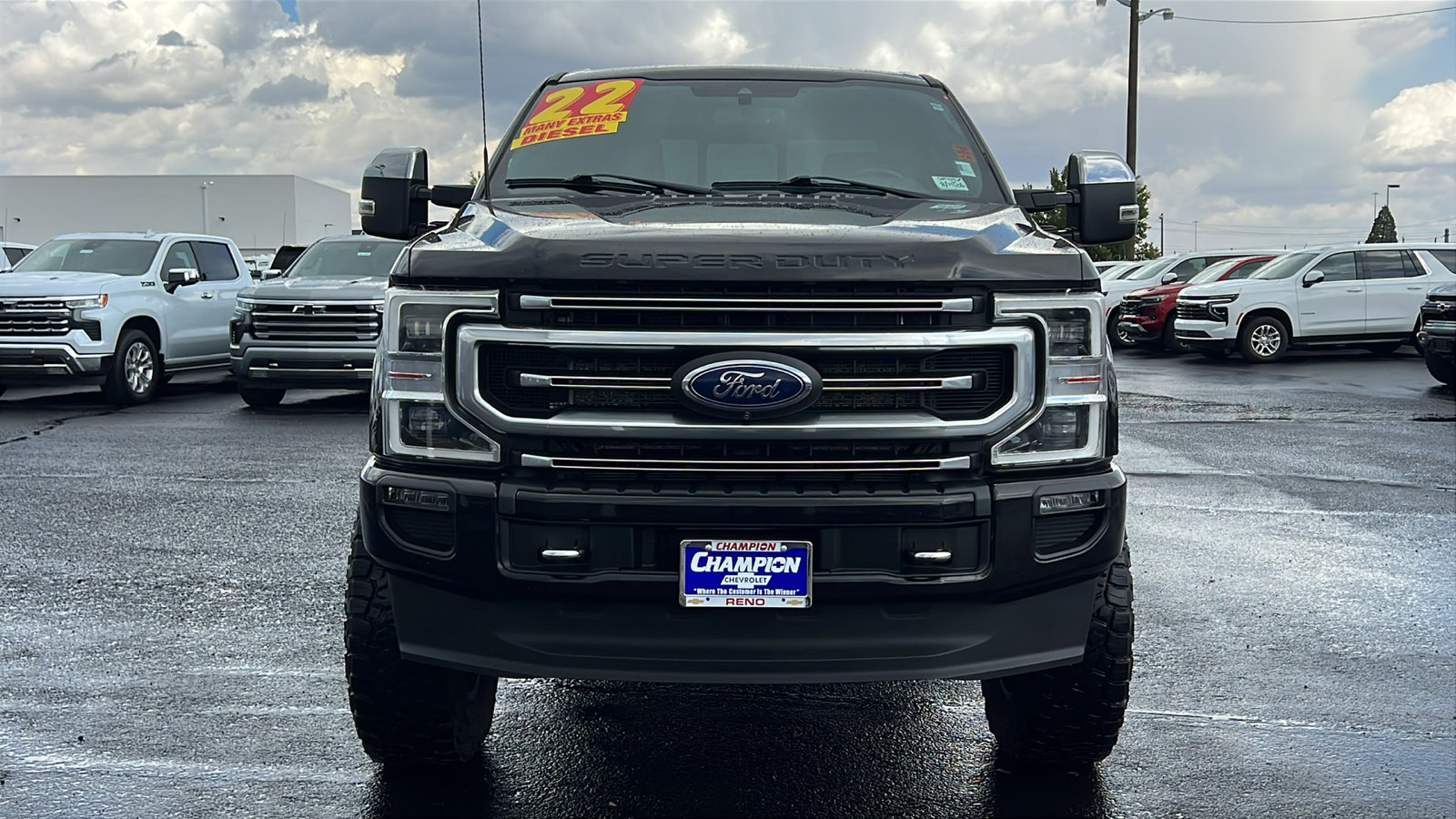 Used 2022 Ford F350 Platinum AWD/4WD image 2