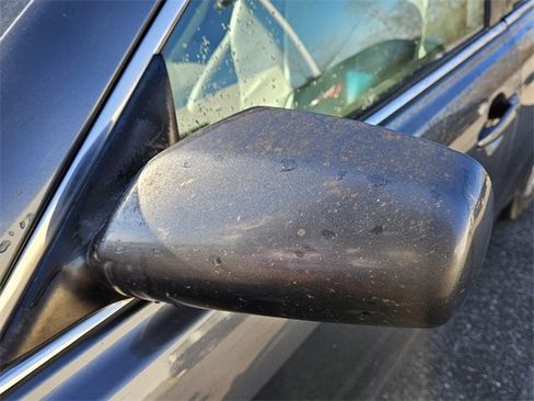 Used 2011 Toyota Camry LE image 7