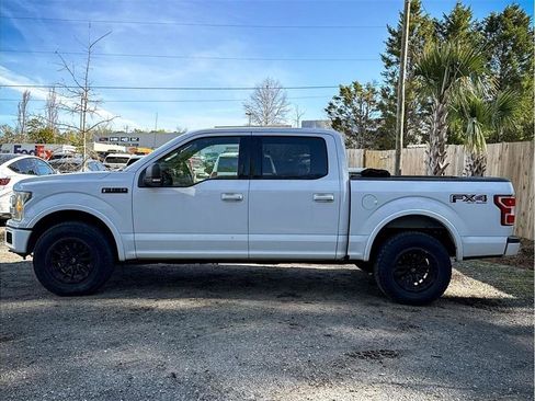 Used 2018 Ford F150 XLT w/ Equipment Group 302A Luxury AWD/4WD image 5