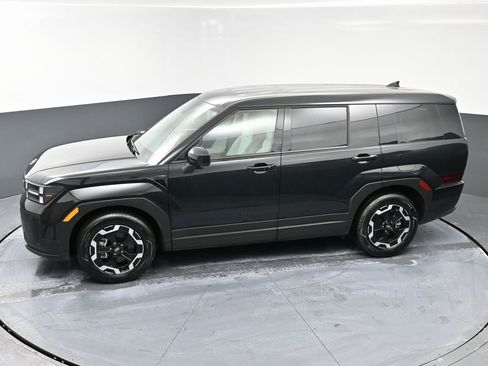 Used 2025 Hyundai Santa Fe SE AWD/4WD image 47