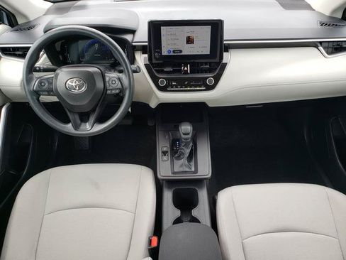 Used 2026 Toyota Corolla Cross L FWD image 14