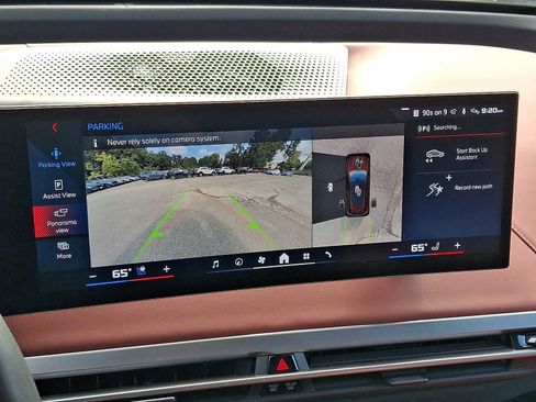 Used 2025 BMW iX M60 image 19