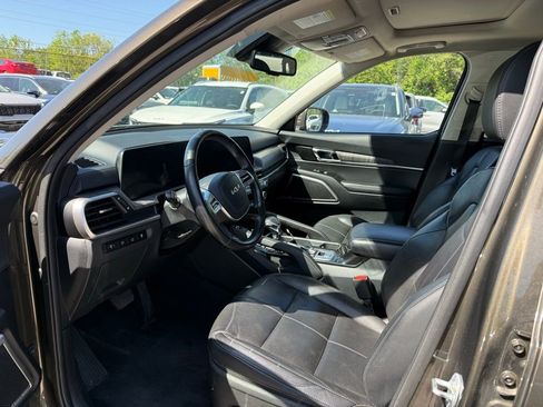 Certified 2024 Kia Telluride EX FWD image 7