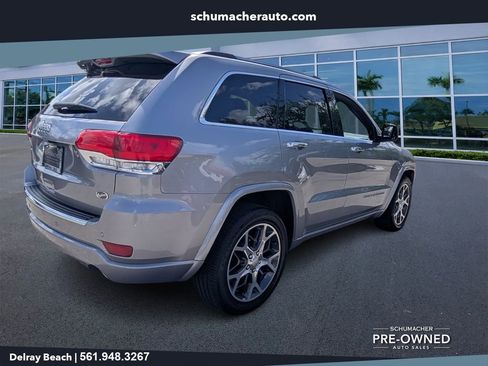Certified 2019 Jeep Grand Cherokee Overland RWD image 7