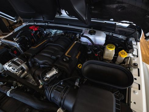 New 2025 Jeep Wrangler Unlimited Rubicon 392 image 17