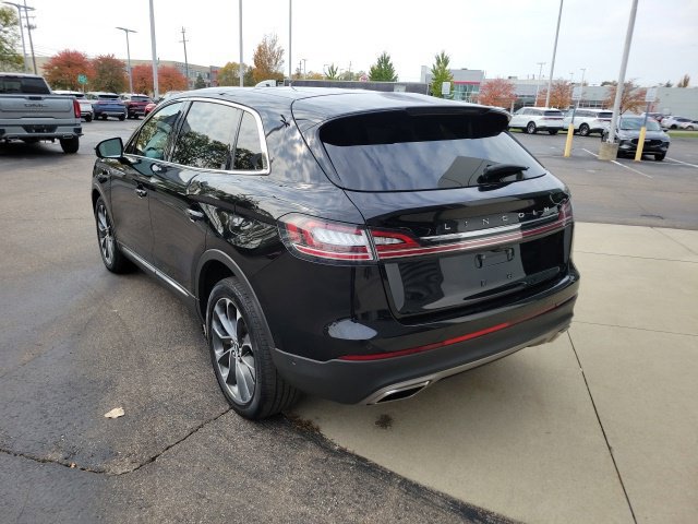 Certified 2022 Lincoln Nautilus Reserve w/ Equipment Group 201A AWD/4WD image 13