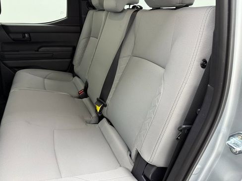 Used 2025 Toyota Tacoma SR5 image 33