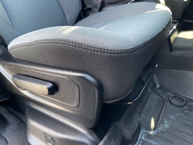Used 2023 RAM 1500 Big Horn AWD/4WD image 32