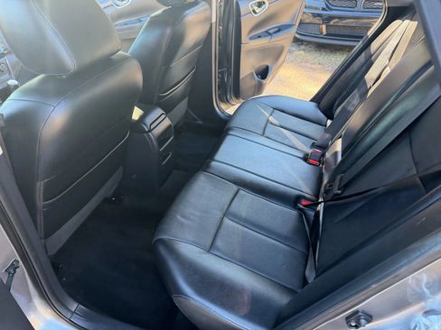 Used 2017 Nissan Sentra SR Turbo w/ SR Turbo Premium Package image 13