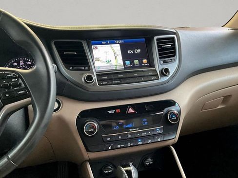 Used 2018 Hyundai Tucson SEL Plus image 10