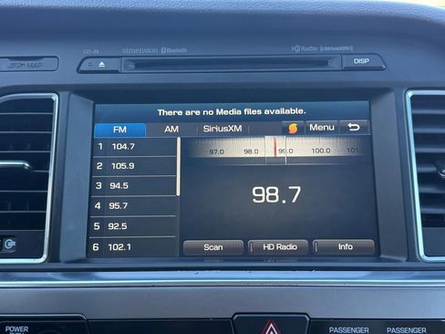 Used 2016 Hyundai Sonata Plug-In Hybrid image 29