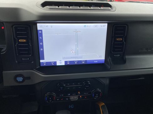 Used 2022 Ford Bronco Badlands AWD/4WD image 14