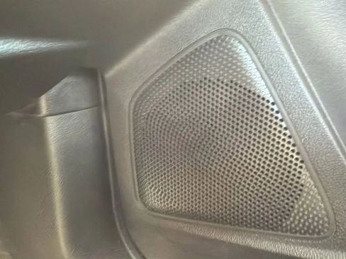 Used 2014 Ford Focus SE w/ SE Sport Package FWD image 26