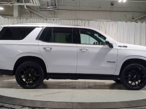 Used 2023 Chevrolet Tahoe High Country image 11