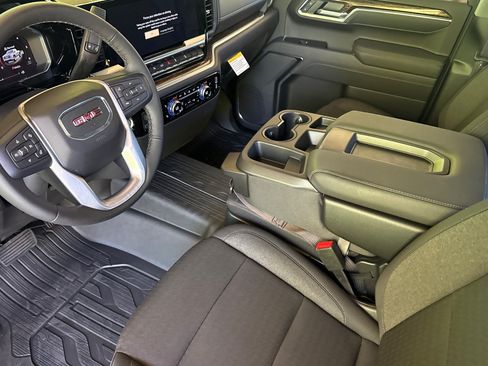 New 2026 GMC Sierra 1500 Elevation AWD/4WD image 11