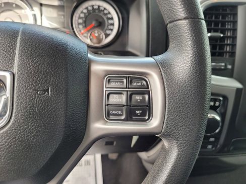 Used 2024 RAM 1500 Classic SLT image 22