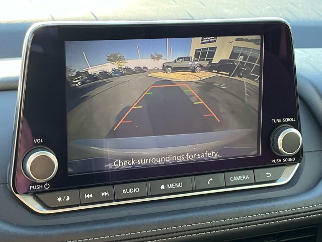 Used 2024 Nissan Rogue S FWD image 33