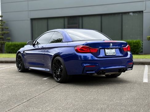 Used 2020 BMW M4 Convertible w/ Competition Package RWD image 9