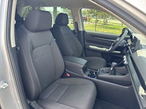 Used 2024 Honda CR-V LX image 13