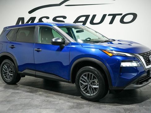 Used 2023 Nissan Rogue S image 7