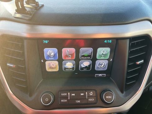 Used 2019 GMC Acadia Denali w/ Technology Package FWD image 27