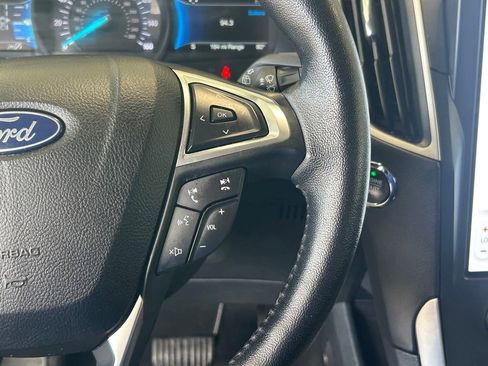 Used 2023 Ford Edge SEL AWD/4WD image 34