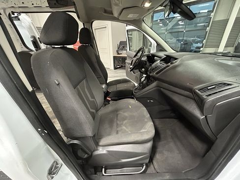 Used 2018 Ford Transit Connect XLT image 34