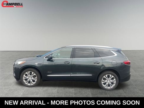 Used 2018 Buick Enclave Avenir w/ Avenir Technology Package image 2