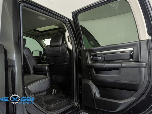 Used 2017 RAM 1500 Sport w/ Sport Premium Group image 31