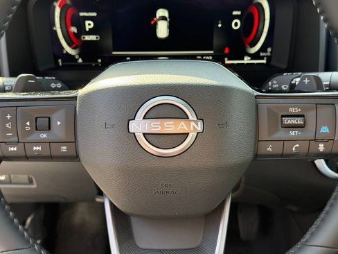 New 2026 Nissan Rogue Platinum image 8