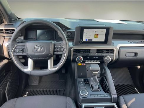 Used 2024 Toyota Tacoma SR5 w/ SR5 Upgrade Package RWD image 15