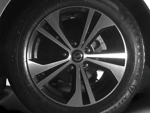 Used 2023 Nissan Sentra SV image 22