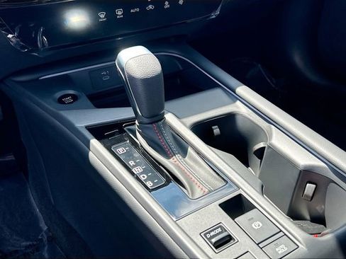 New 2026 Nissan Sentra SR FWD image 11