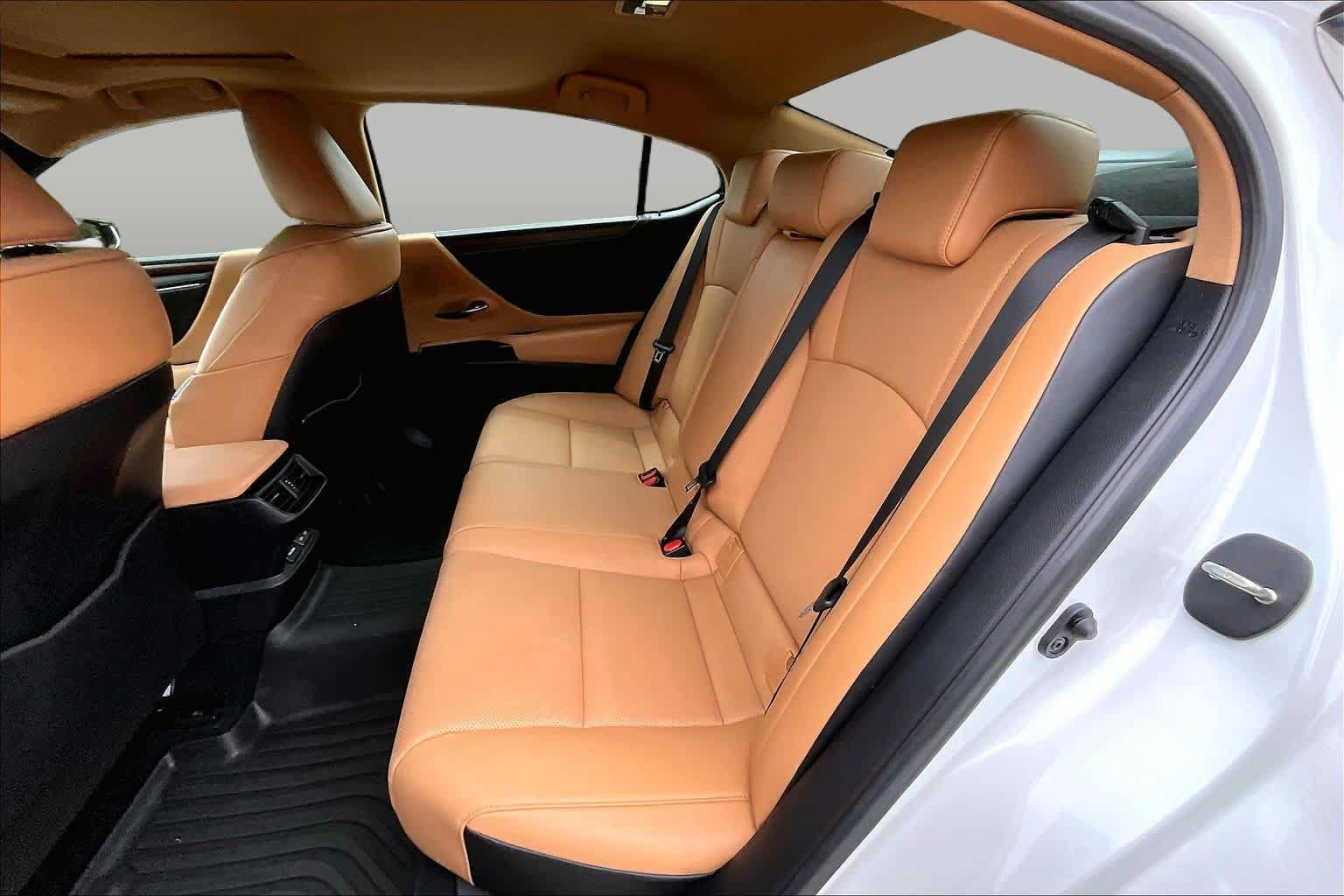 Used 2025 Lexus ES 350 w/ Premium Package FWD image 21