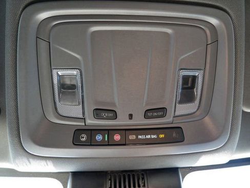 Used 2025 Chevrolet Silverado 1500 LTZ image 26