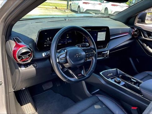 Used 2026 Chevrolet Equinox RS w/ Convenience Package III image 14