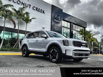 Used 2023 Kia Telluride S