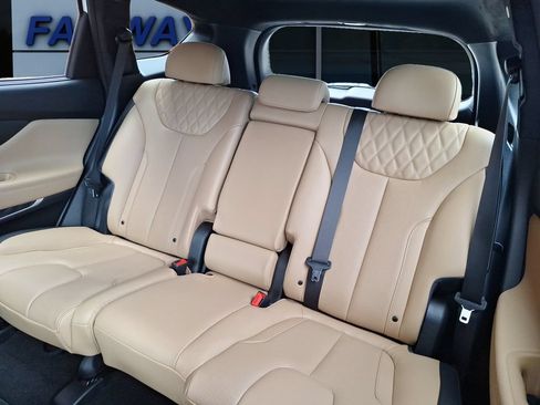 Used 2022 Hyundai Santa Fe Calligraphy FWD image 12