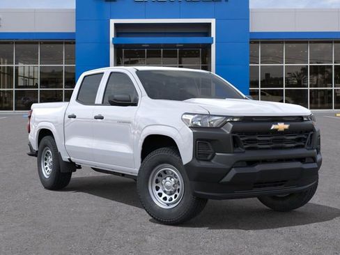 New 2025 Chevrolet Colorado W/T image 8