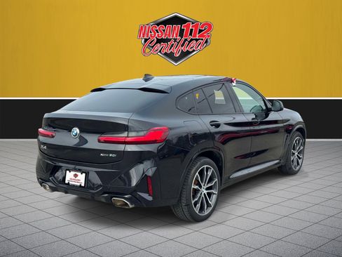 Used 2022 BMW X4 xDrive30i AWD/4WD image 5