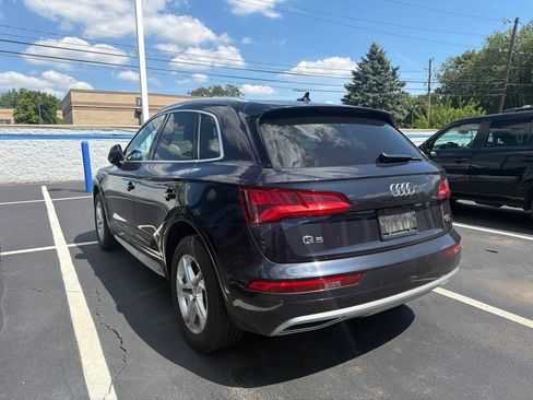 Used 2018 Audi Q5 2.0T Premium Plus w/ Premium Plus Package AWD/4WD image 2
