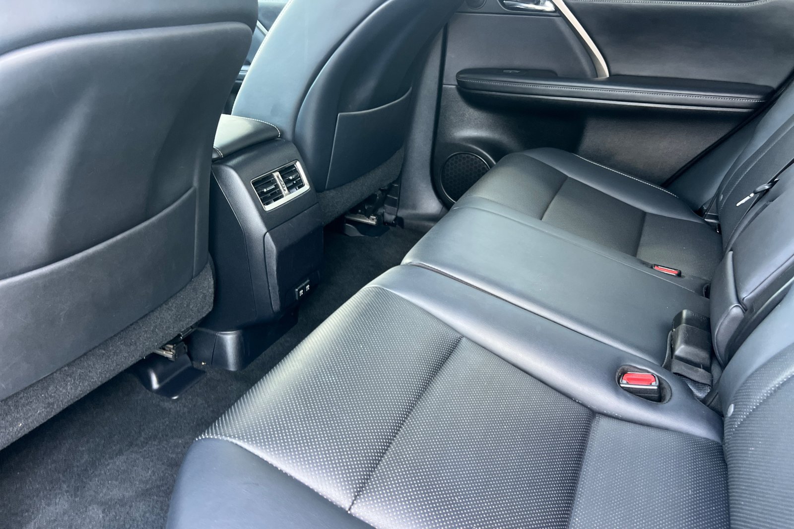 Used 2020 Lexus RX 350 FWD w/ Accessory Package image 12