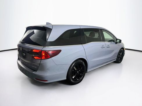 Used 2023 Honda Odyssey Sport image 9