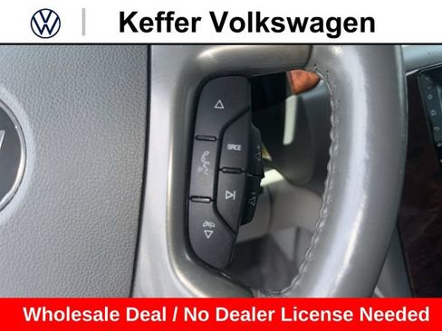 Used 2013 Chevrolet Suburban LT w/ Luxury Package AWD/4WD image 18