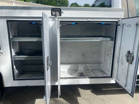 Used 2021 Ford F550 2WD Regular Cab Super Duty image 16