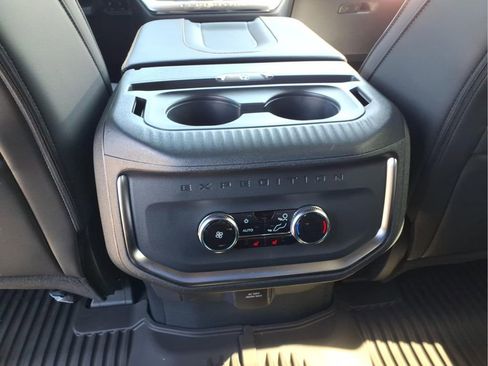 New 2026 Ford Expedition Tremor image 15