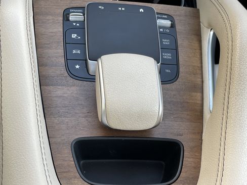 Certified 2024 Mercedes-Benz GLE 450 4MATIC image 34