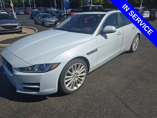 Used 2018 Jaguar XE Portfolio AWD/4WD image 3